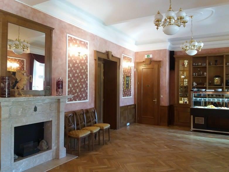 Hotel Zamek Berchtold Strančice Exteriör bild