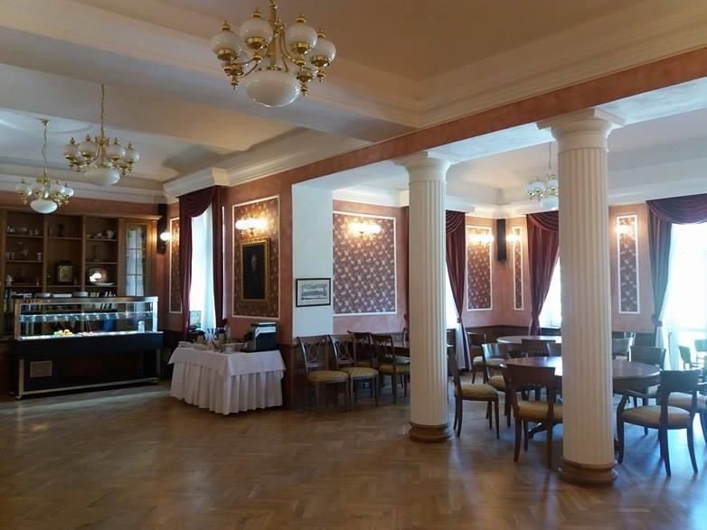 Hotel Zamek Berchtold Strančice Exteriör bild